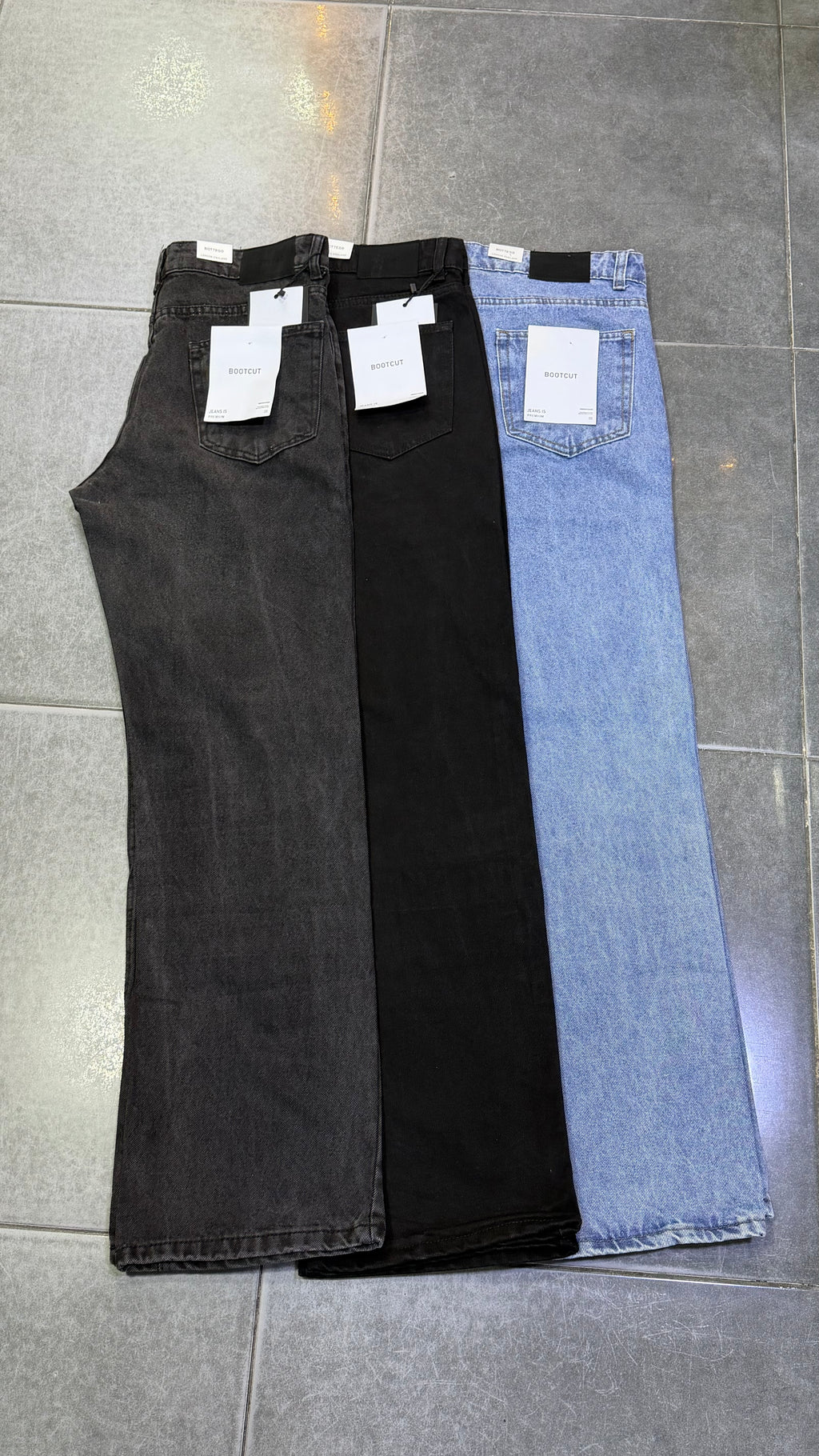 Bootcut jeans